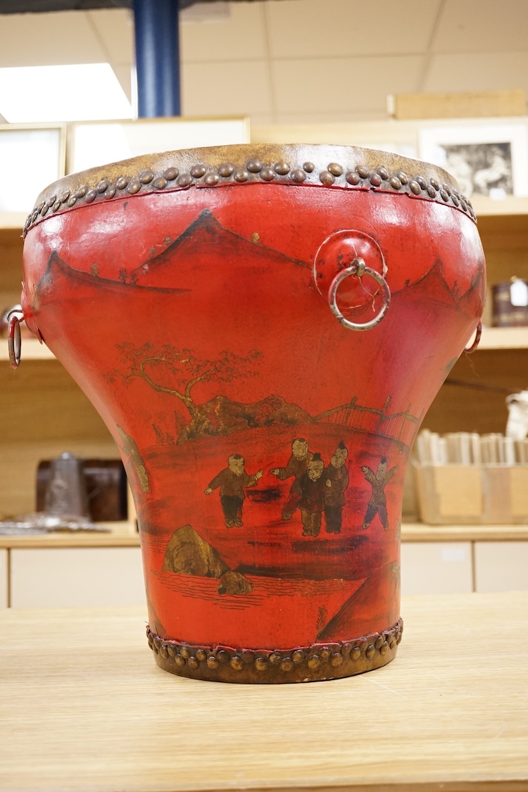 A Chinese red lacquer drum, 39.5cm